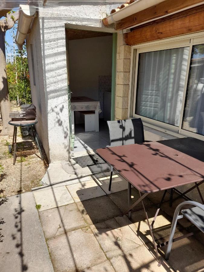 Chambres D'Hotes Chez Cecile A Lagnes Buitenkant foto